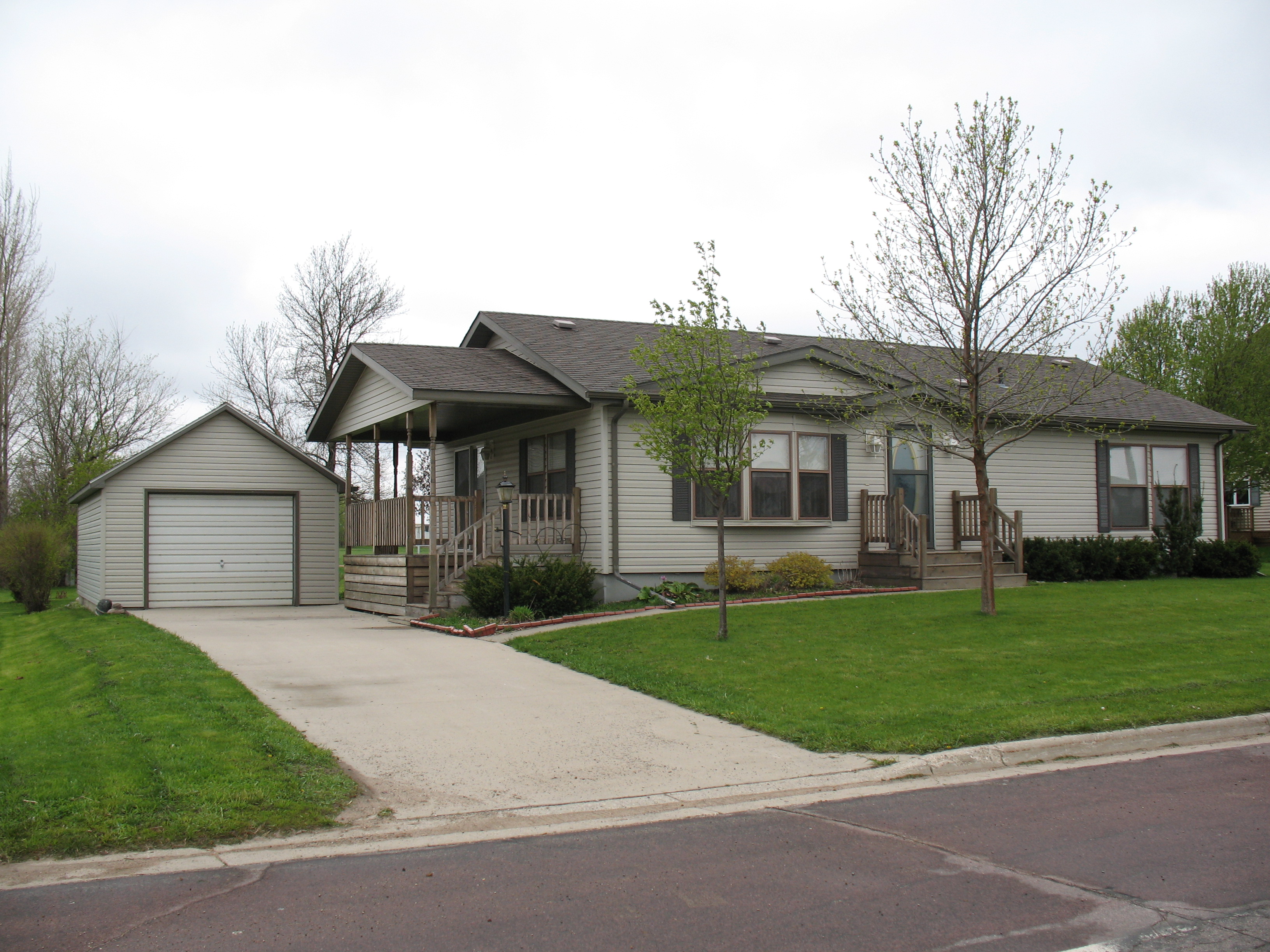 Reiner Real Estate All Listings